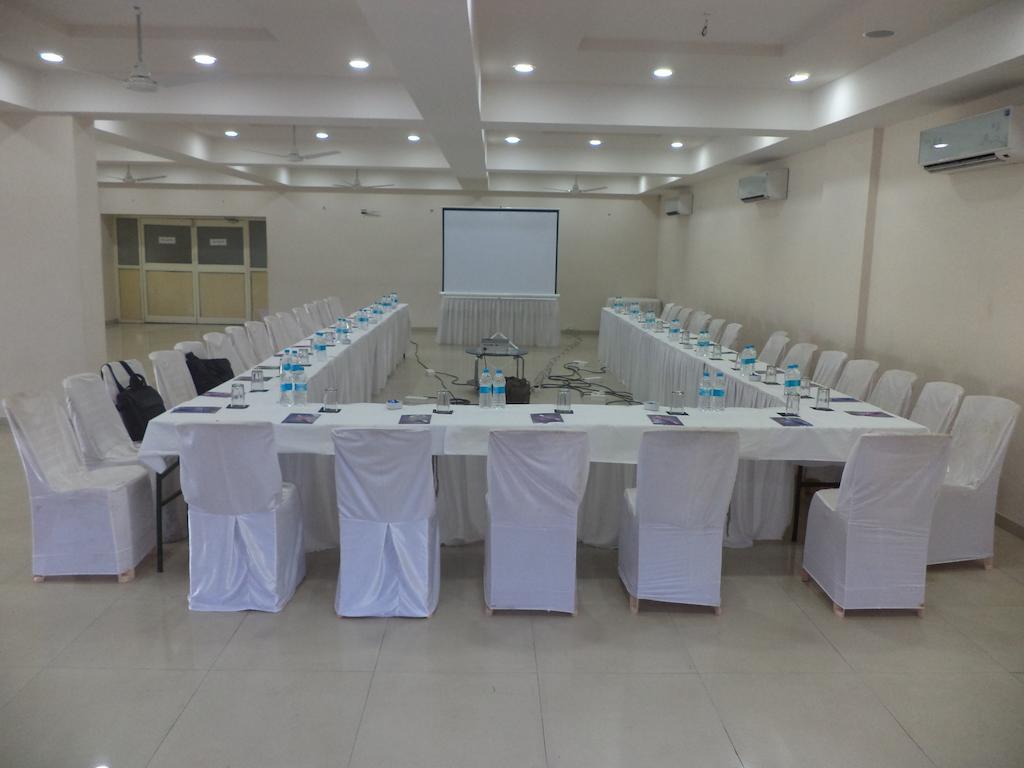 Tanarika Resort Bhusāwal Екстериор снимка